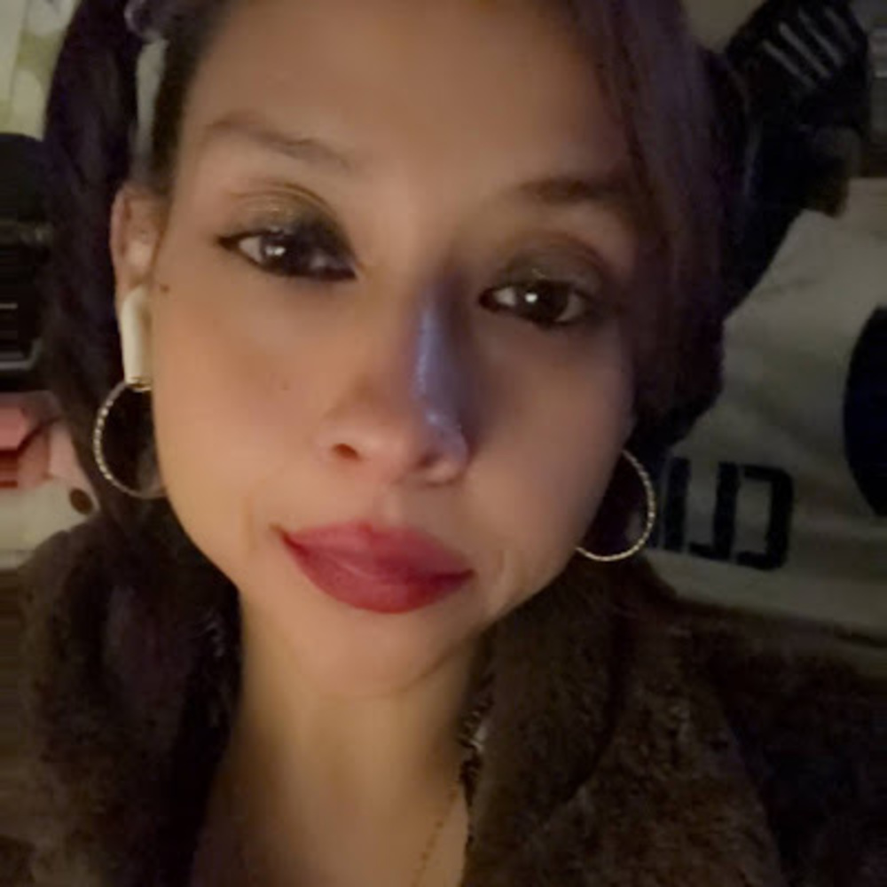 Meet your Posher, Ana